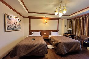 Taksila Hotel