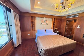 Taksila Hotel