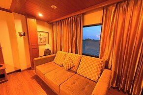 Taksila Hotel