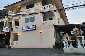 Baan Sabai Guesthouse