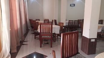 The White Resort Athiriver