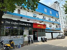 Lotus Hotel Inn