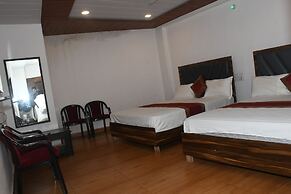 Lotus Hotel Inn