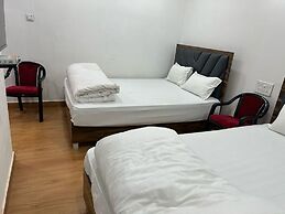 Lotus Hotel Inn