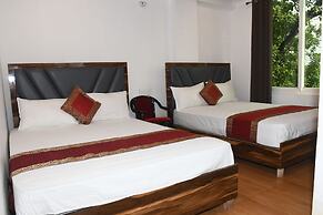 Lotus Hotel Inn