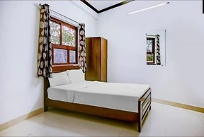 Lotus Hotel Inn