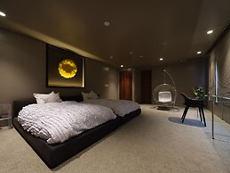 lili villa hayama