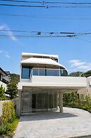 lili villa hayama