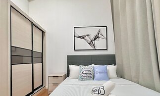 Paradigm Residence By Stayrene