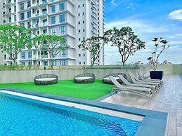 Paradigm Residence By Stayrene