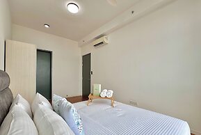 Paradigm Residence By Stayrene