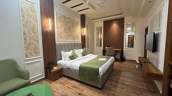 RED LEAF HOTELS