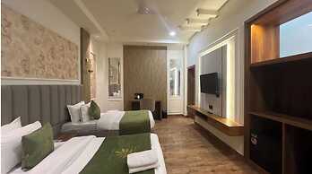 RED LEAF HOTELS