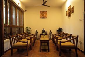 Laavanya Inn