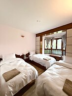 Laavanya Inn