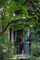 A detached old Shanghai villa