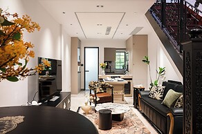 A detached old Shanghai villa