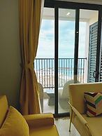 Aura Apartment