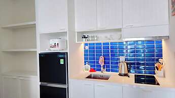 Aura Apartment