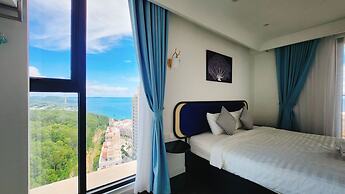 Aura Apartment