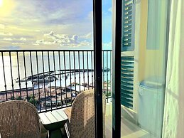 Aura Apartment