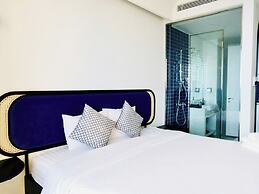 Aura Apartment