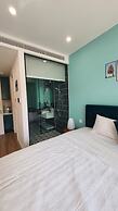 Aura Apartment
