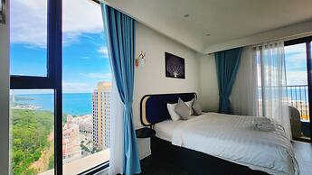 Aura Apartment