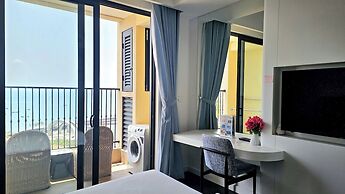 Aura Apartment