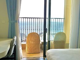 Aura Apartment