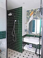 Aura Apartment