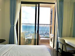 Aura Apartment