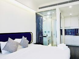 Aura Apartment