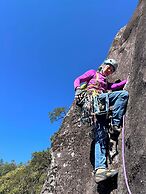 Yangshuo Singingriver climbers house