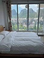 Yangshuo Singingriver climbers house