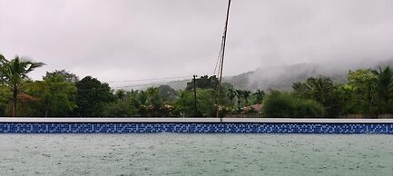 De Orchid Resort