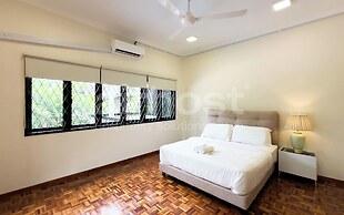 Damansara Heights Luxury Villa with Pool
