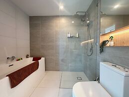 The Star Residences 13203