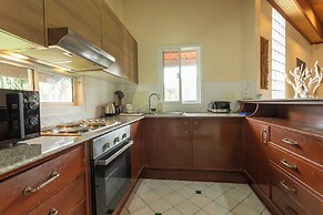 Thai-Style Villa with Charm V114