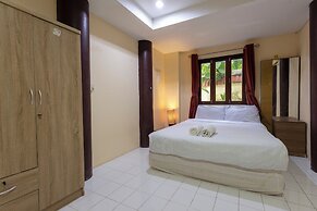 Thai-Style Villa with Charm V114