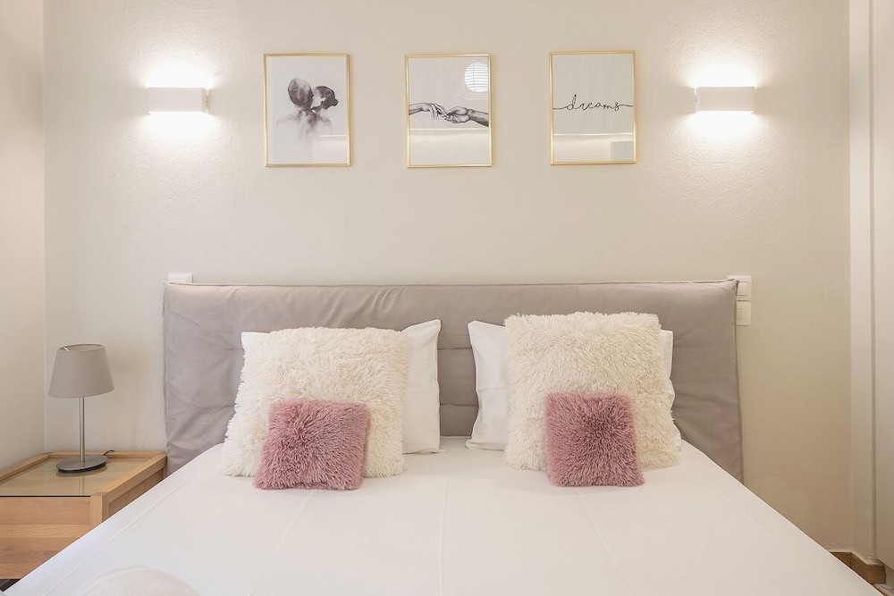 Megaron Suite by Cloudkeys