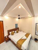 Hotel BN&K Grand Varanasi