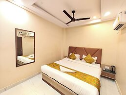 Hotel BN&K Grand Varanasi