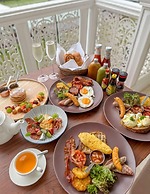 Ping Pura Riverside Resort & Spa