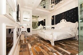Love Home Theme Concept Hotel
