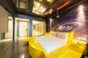 Love Home Theme Concept Hotel