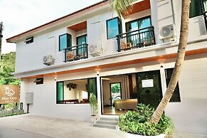 mar ozo kohtao