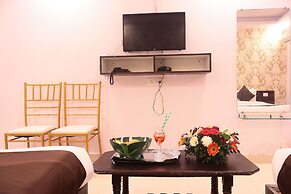HOTEL GOLDEN TREE