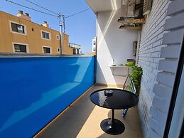 Modern Apartment by Poniente Beach