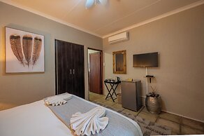 Bushbaby Valley Lodge